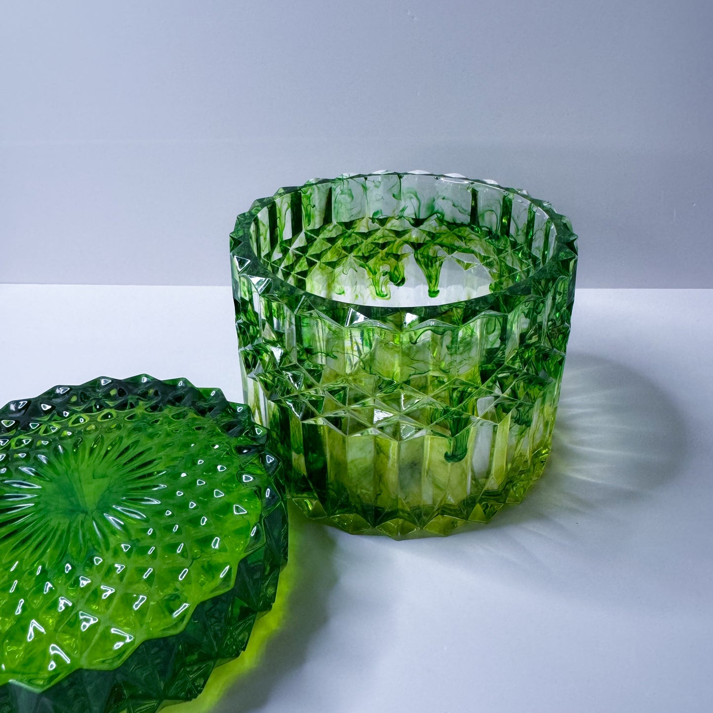 Clear Green Ink Bleed Ripple Container