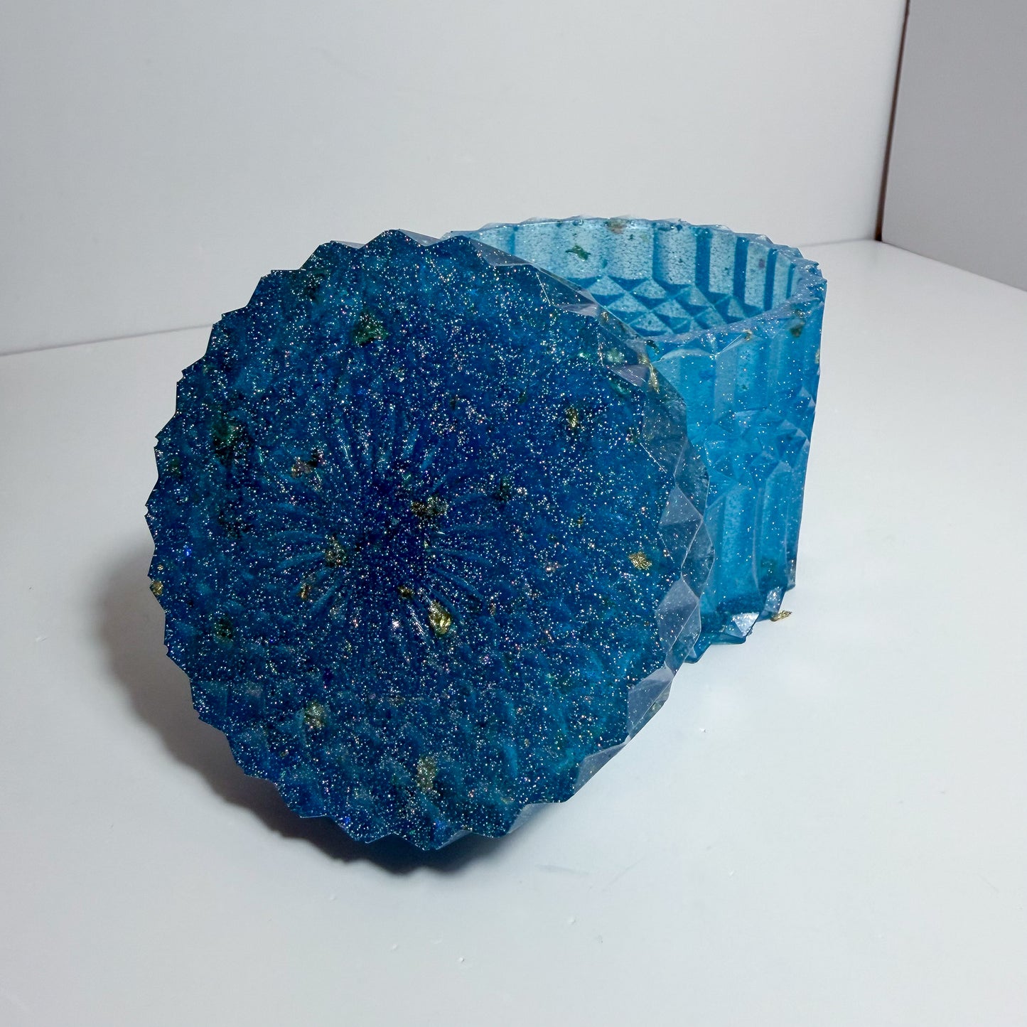 Glittery Blu Ripple Container